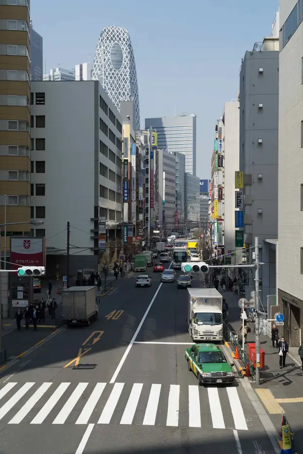 Intersection near Hotel Sunroute Plaza